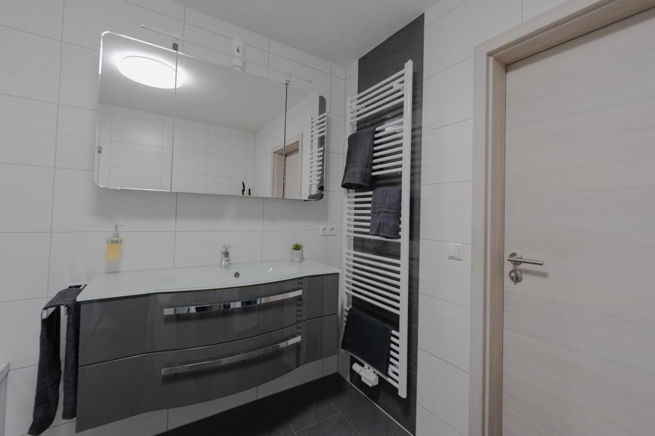 Modern - Ruhige Lage - Zentrumsnah - 2-Zimmer Apartment هورب آم نيكار المظهر الخارجي الصورة