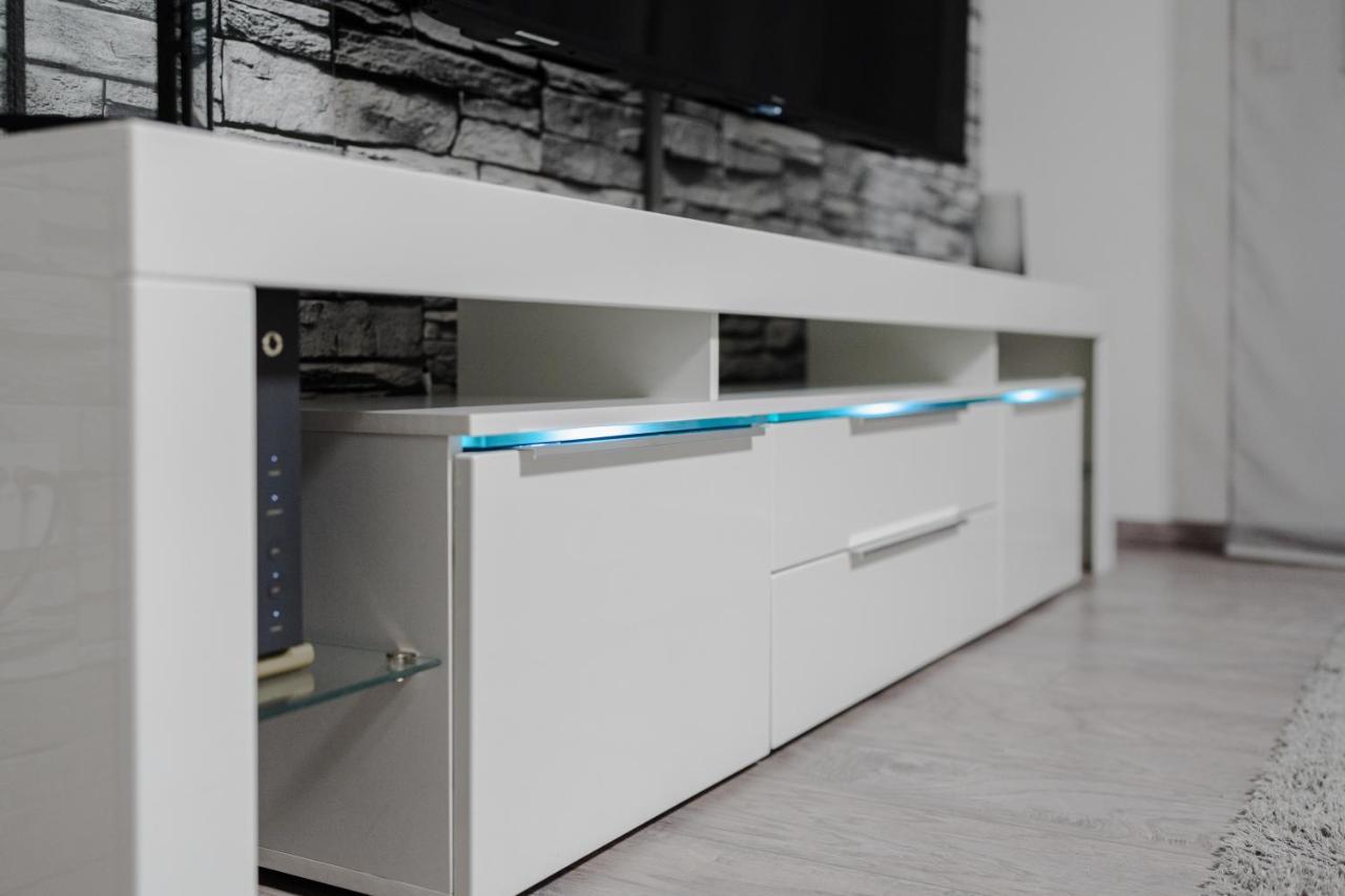 Modern - Ruhige Lage - Zentrumsnah - 2-Zimmer Apartment هورب آم نيكار المظهر الخارجي الصورة